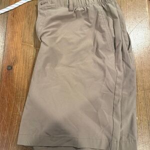 Chubbies Everywear - Performance Short -  Mid Khaki